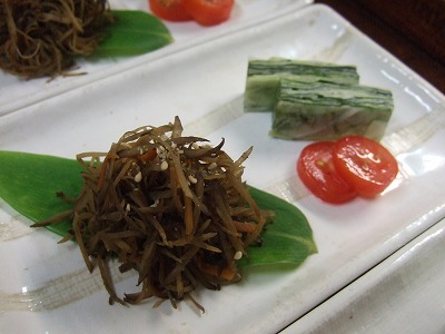 きんぴらと青しそキャベツ