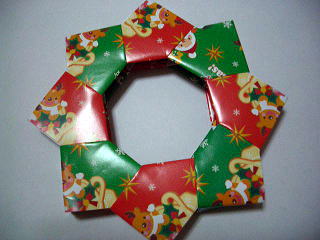 折り紙でクリスマスリース 折り方 写真有り 玉子ままの節約日記 楽天ブログ