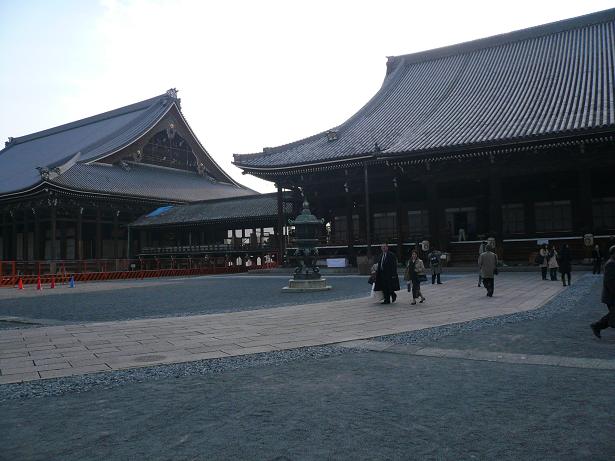 東本願寺2.JPG