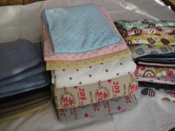 ニット生地山盛り~