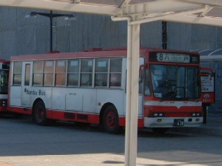 八（ラピア）戸