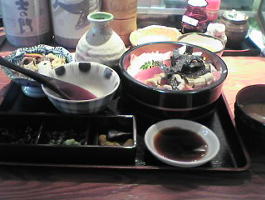 さかな家　海鮮丼