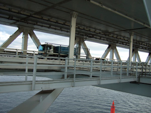 トラックが行く