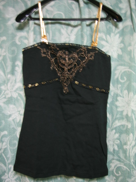 黒キャミ紐取り外し可能