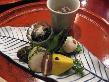 なかひがし先付