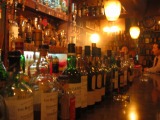 Bar酒庫：店内