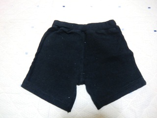 １００黒Ｂパンツ