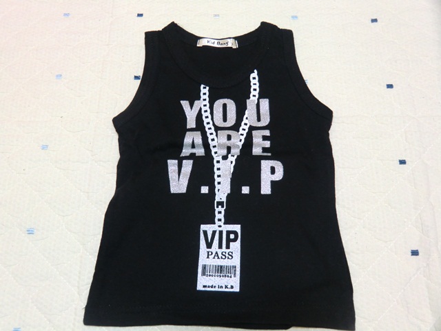 １．タンクトップ