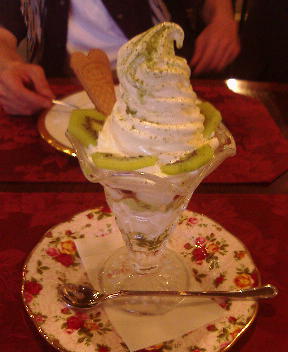 抹茶白玉サンデー