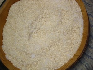 結局飯台にて塩切麹