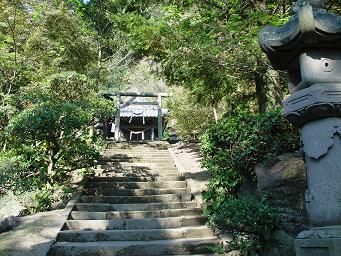 御庭神社