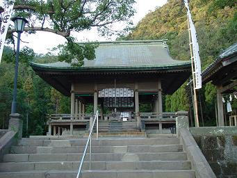 鶴嶺神社　　鐘が半分無くなってた・・・ガラガラ鳴らない（；。；）
