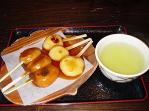 両棒餅(*^-^*)うまうま～◎