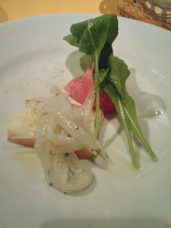 前菜、白魚のブルスケッタ