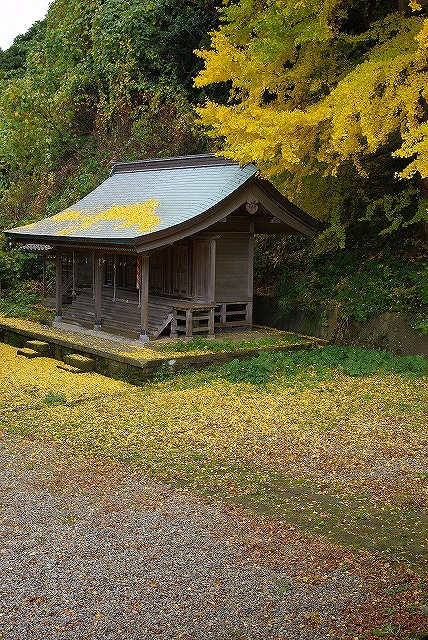 20101116_鶴岡市加茂_春日神社_02