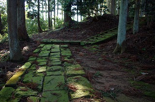 遠賀神社_参道1