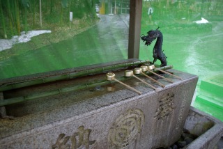 太平山三吉神社_3_手水舎