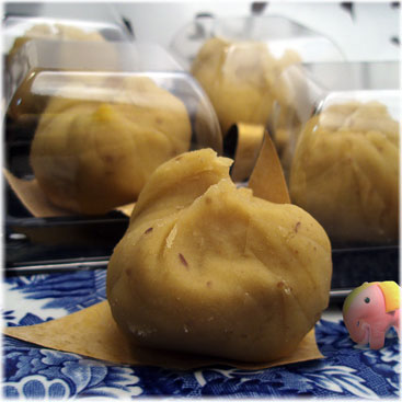 mashed-chestnut sweet by Baika-Dou