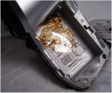 SANYO Xacti DMX-HD1000, submerged in Yonaguni