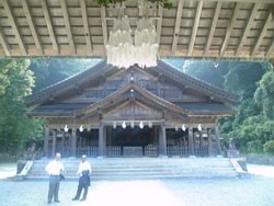 美保神社　本殿