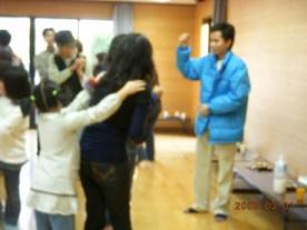 SADA（じゃんけんを教える）