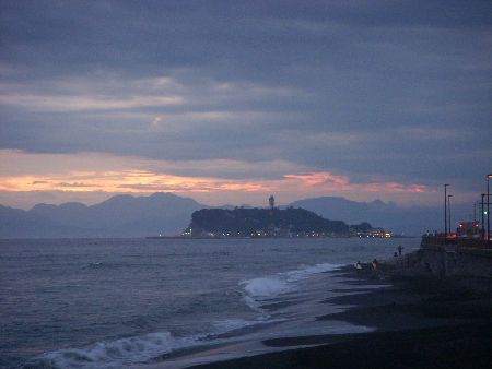 稲村ヶ崎からの江ノ島夕景.jpg