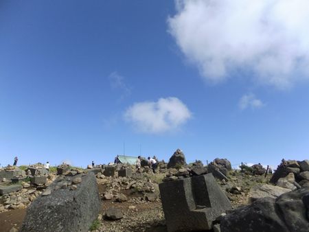 山頂の雲が近い.jpg