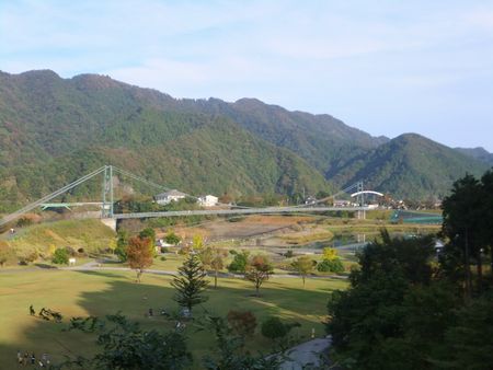 水の郷大つり橋１.jpg