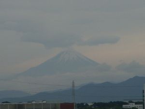 グレーの富士山♪s.jp