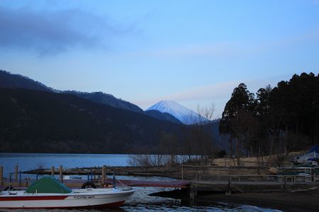 湖畔から富士山５.jpg