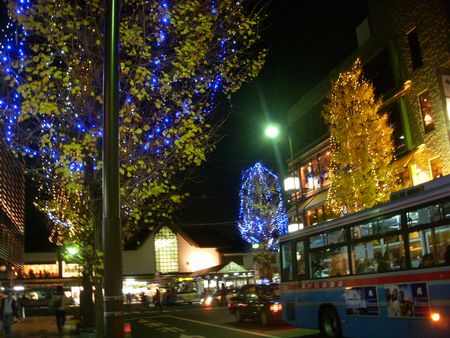 夜の鎌倉駅.jpg