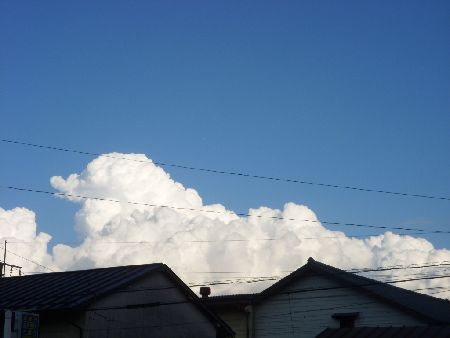 バスセンターからの雲.jpg