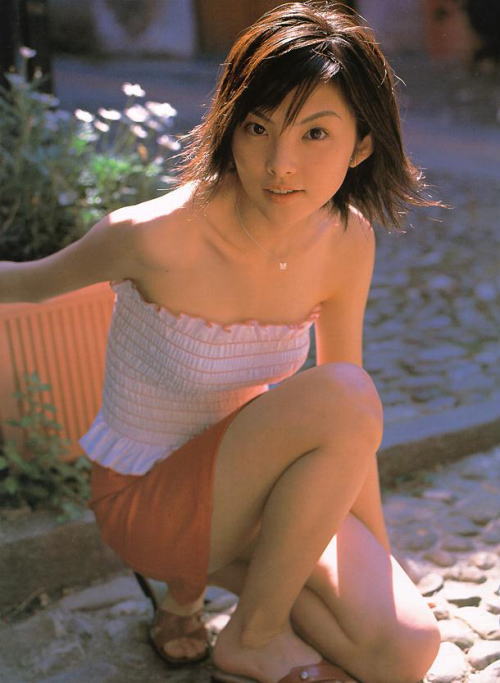 fue^ Tv3 ->摜>4 