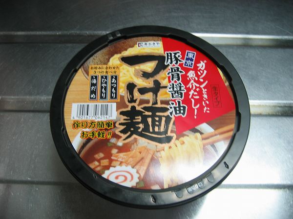 東京　豚骨醤油　つけ麺１