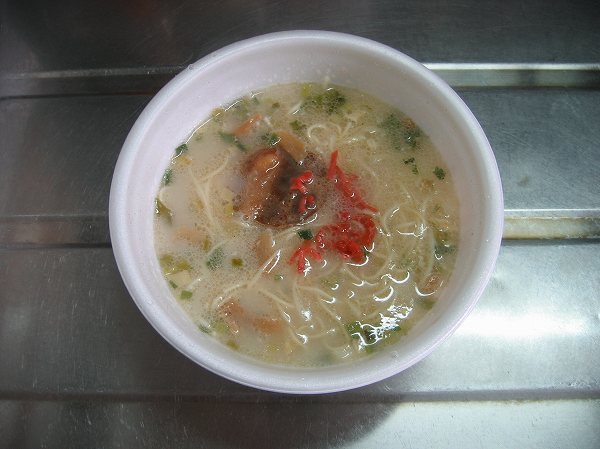 凄麺　熟炊き豚骨　博多ラーメン３