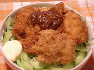 鶏カツ味噌だれ丼.JPG