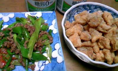 葱とミンチの炒め物となんこつ