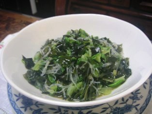 レタス春雨わかめのゆず胡椒で三杯酢