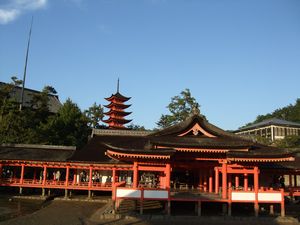 厳島神社