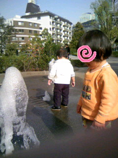 イッチー水遊び.jpg