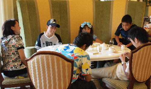 ディズニーランドホテル■ブッフェ・レストラン■シャーウッドガーデン