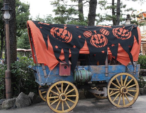 ★ディズニーランド・ハロウィン2011★デコレーション・飾り付け・プラザ・エントランス・ウエスタンランド
