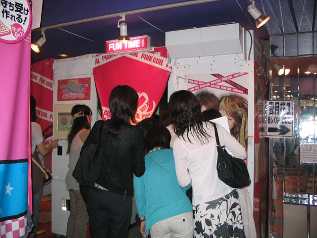 みんなでプリクラにチャレンジ