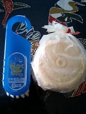洗濯ブラシと廃油せっけん