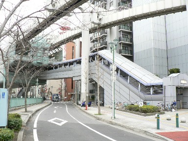 栄町駅