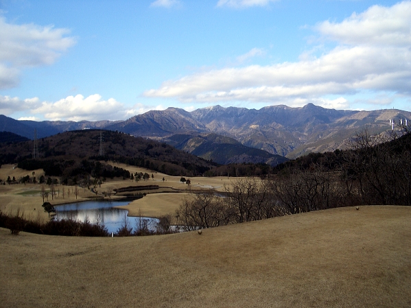 雪をかぶった天城山系の山々