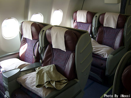 EUR355-CI64_Business.jpg