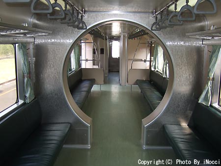 台湾35-DC車内.jpg