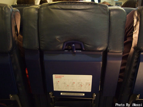EUR156-BA916_Seat1.jpg