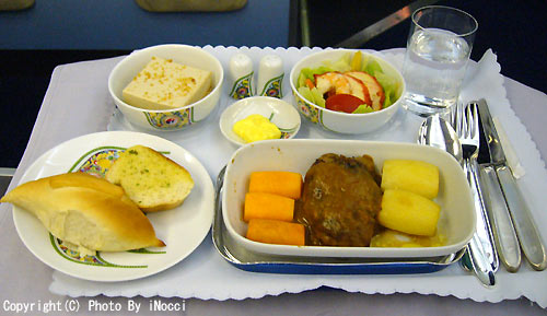 Malay056-MH2617_Dinner.jpg